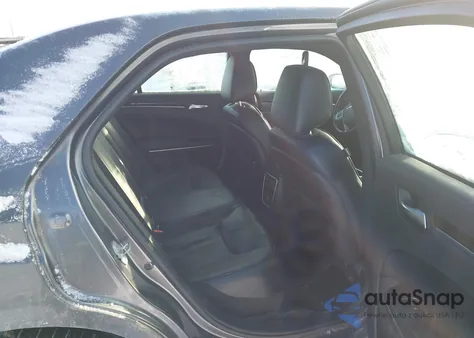 2014 Chrysler 300C Awd из США, поврежденный, VIN 2C3CCAKG9EH120844